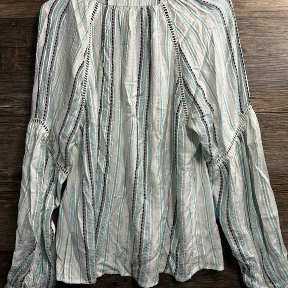 Allison Taylor White Blue Silver Tie Front Tunic - Picture 8 of 8